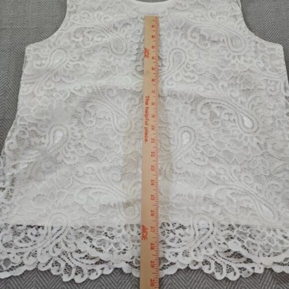 Le Bos Blouse 14W White Sleeveless Pearl Embellishments Crochet Needlepoint NWT - Picture 7 of 10